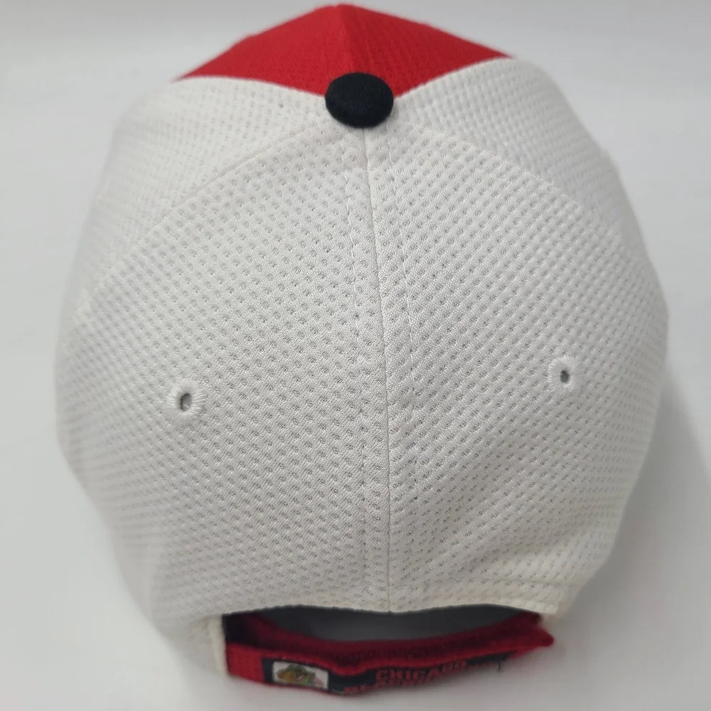 Chicago Blackhawks Hat Adjustable New Era 9Forty Red White Stanley Cup Champions